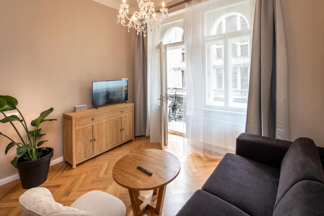 Apart Hotel Zborovska Prága Kültér fotó