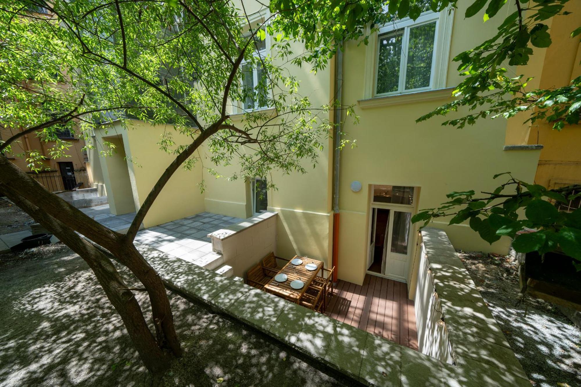Apart Hotel Zborovska Prága Kültér fotó